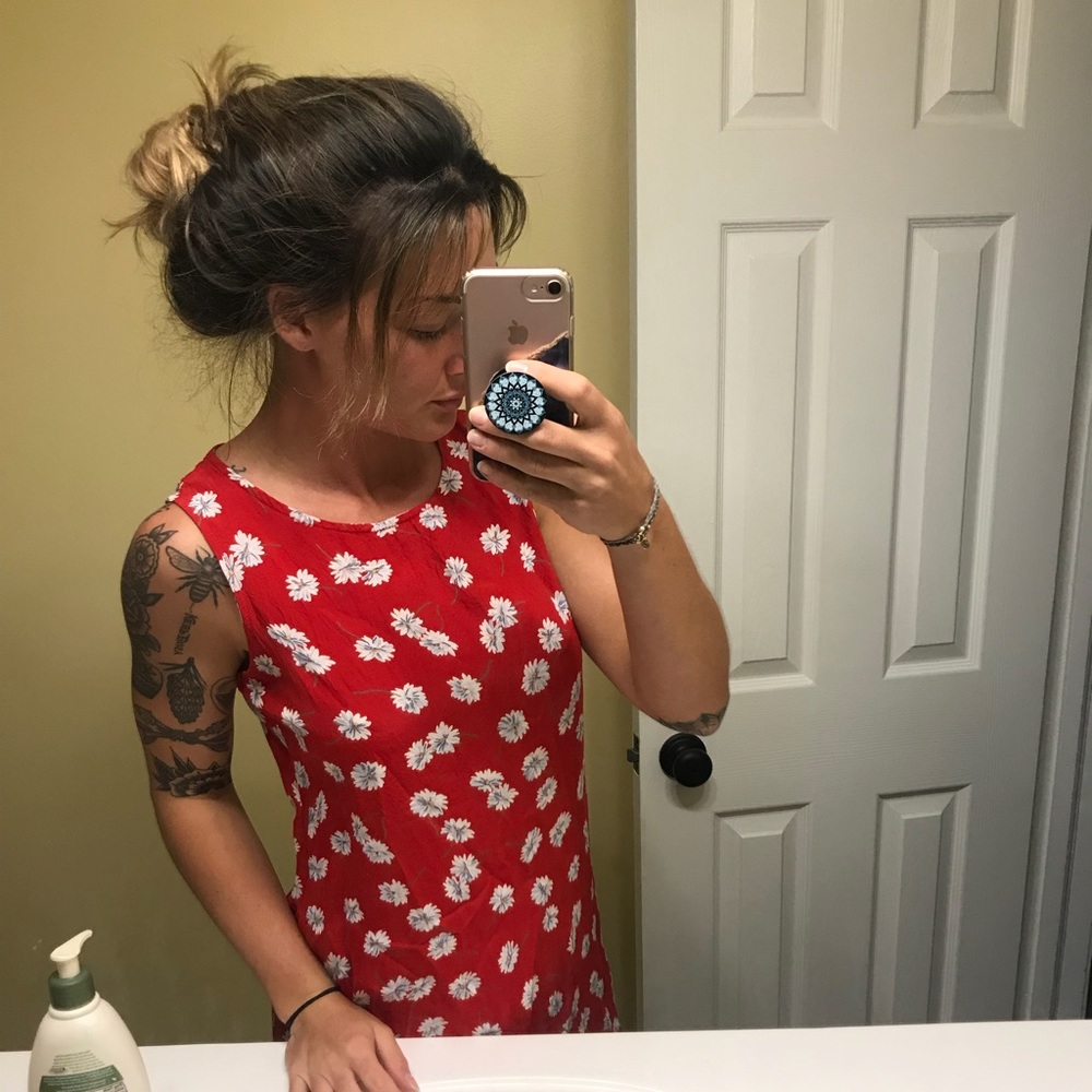 Vintage Red Dress with White and Yellow Daisies